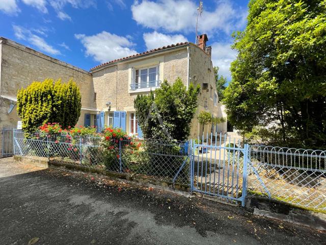 Maison vente à Fontenay-le-Comte, Pissotte