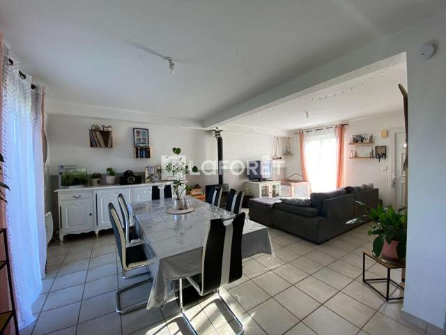 Maison vente à Guingamp, Bretagne