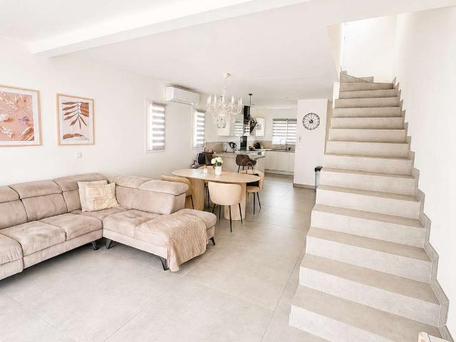 Maison vente à Béziers, Pouzolles