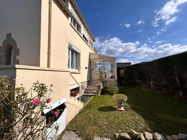 Maison vente à Espace portuaire Alexis Gourvennec, Roscoff