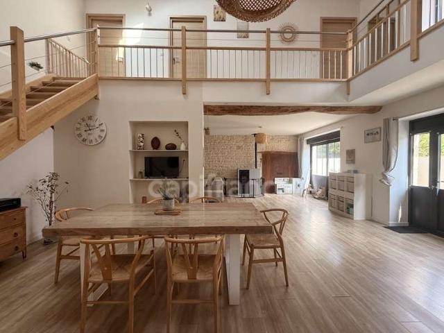 Maison vente à Rochefort, Saint-georges-du-bois