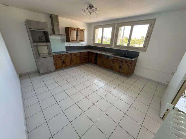 Maison vente à Saint-Jacques-de-Thouars, Deux-Sèvres