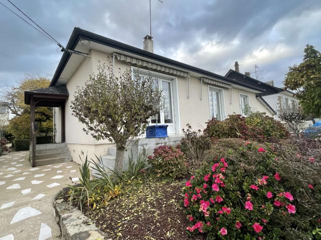 Maison vente à Laval, Saint-jean-sur-mayenne