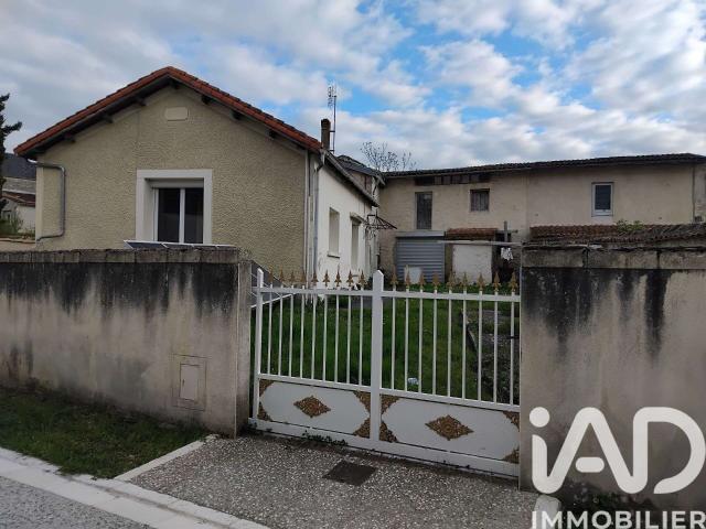 Maison vente à Saint-Jean-d'Angély, Saint-julien-de-l'escap