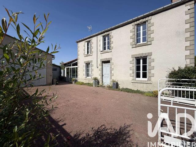 Maison vente à Fontenay-le-Comte, Saint-maurice-des-noues