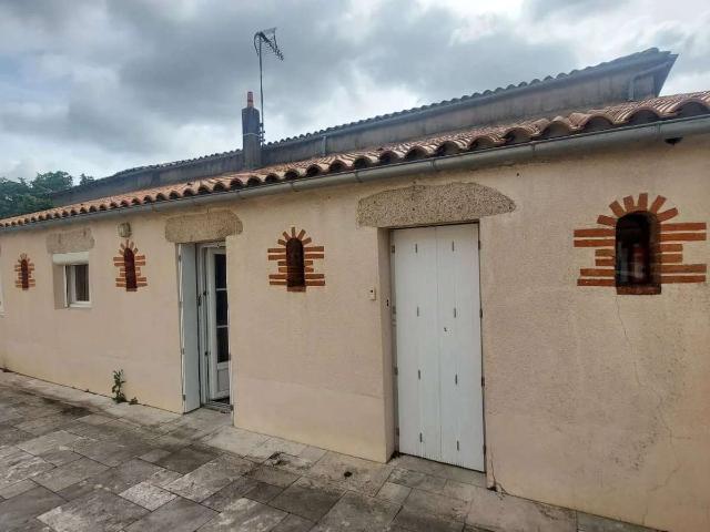Maison vente à Fontenay-le-Comte, Saint-mesmin