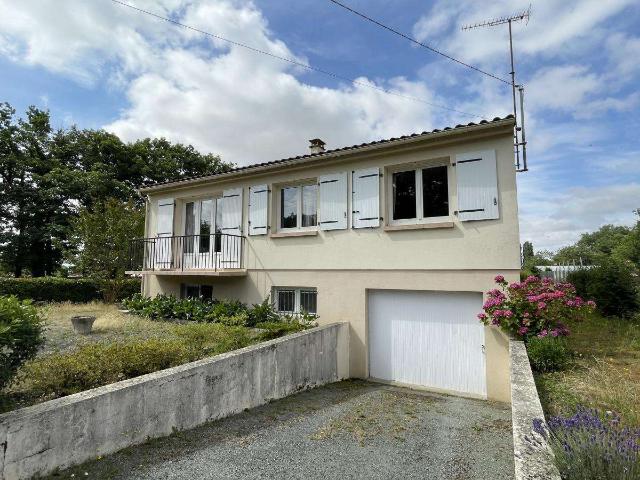 Maison vente à La Roche-sur-Yon, Saint-prouant