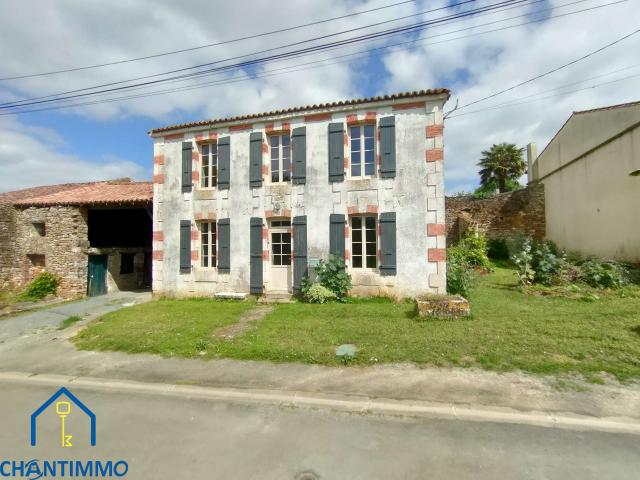 Maison vente à Fontenay-le-Comte, Sainte-hermine