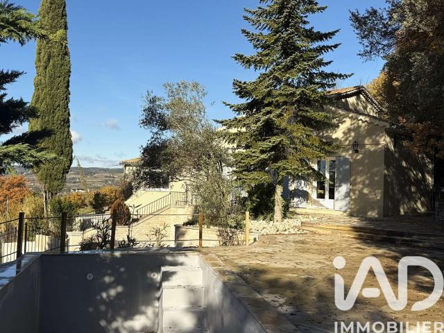 Maison vente à Carpentras, Séguret