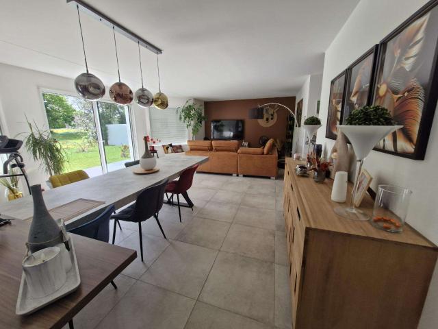 Maison vente à Saintes, Semussac