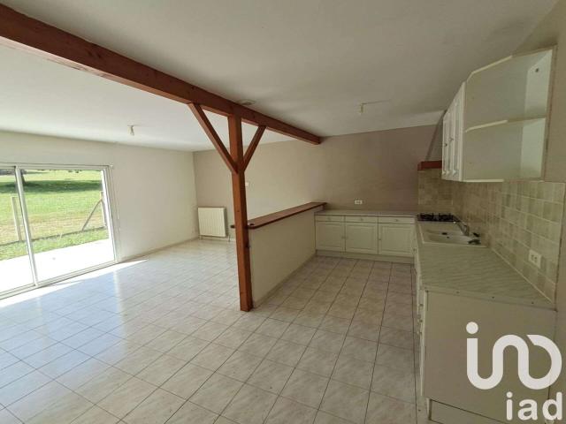 Maison vente à Saint-Jean-d'Angély, Ternant