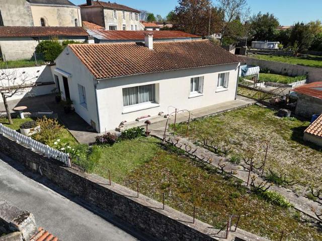 Maison vente à Saint-Jean-d'Angély, Tonnay-boutonne