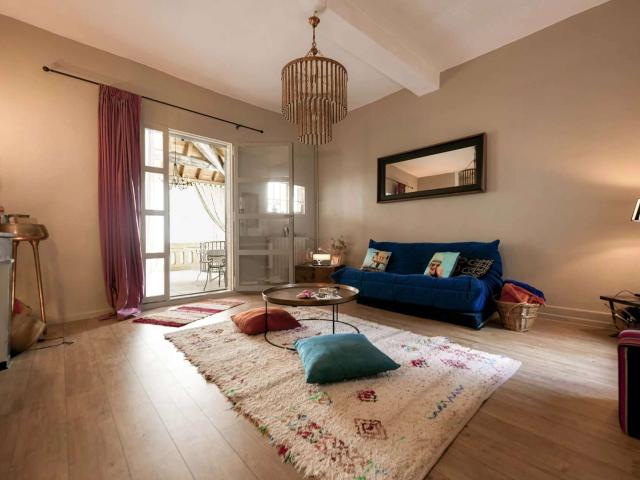 Maison vente à Nîmes, Uzès