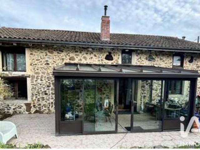 Maison vente à Confolens, Nouvelle-Aquitaine