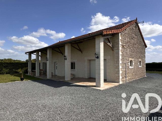 Maison vente à Confolens, Villefagnan