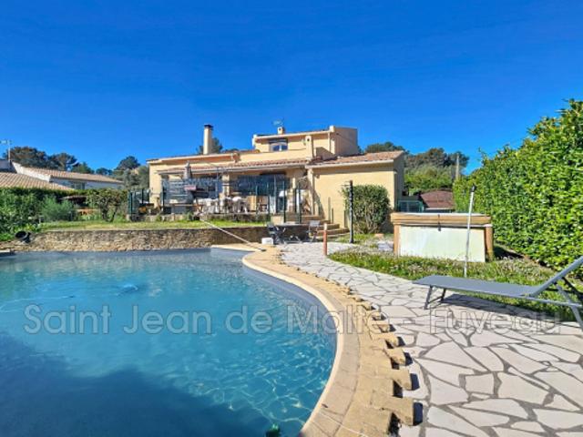 Maison vente à Aix-en-Provence, Gréasque