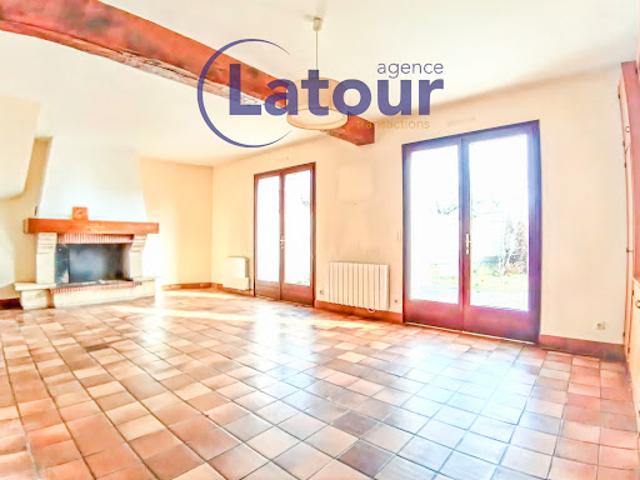 Maison vente à Dreux, Abondant