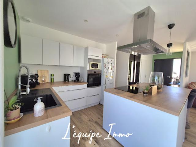 Maison vente à Sous Emblade, L'Isle-Jourdain