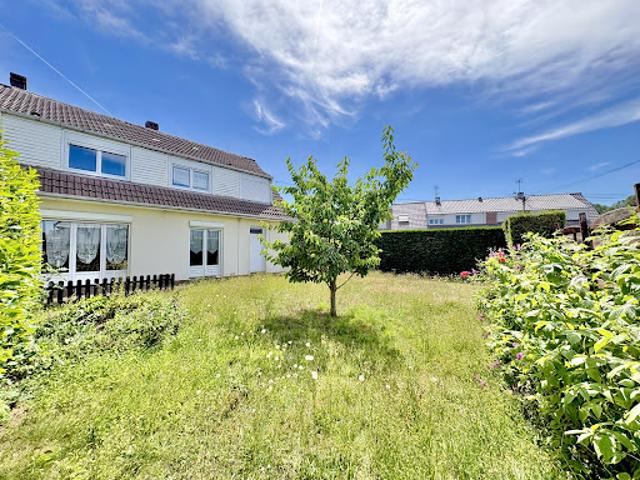 Maison vente à Lille, Attiches