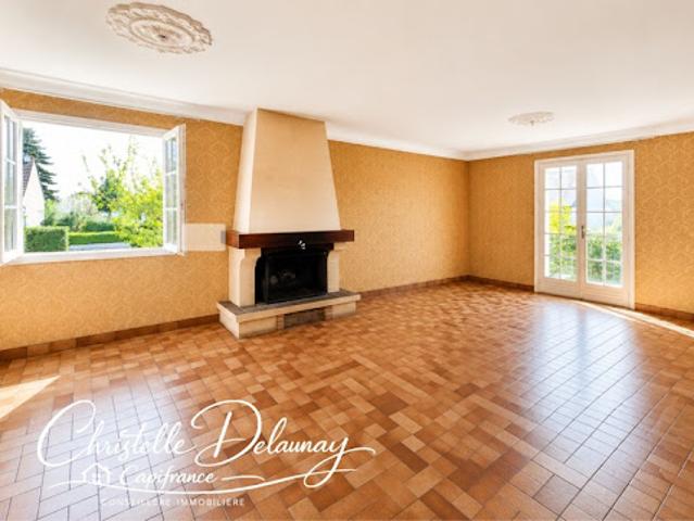 Maison vente à Laval, Changé