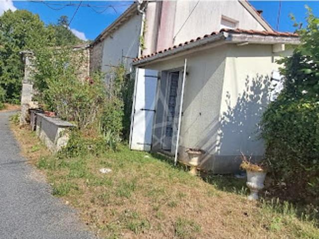 Maison vente à Angoulême, Chazelles