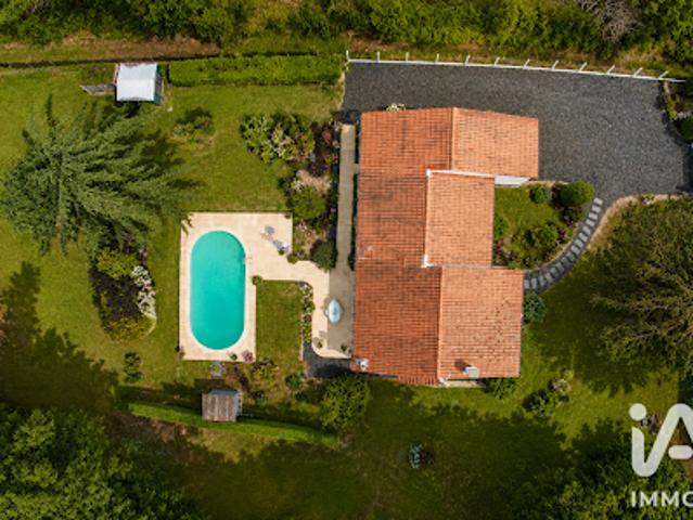 Maison vente à Saintes, Thénac