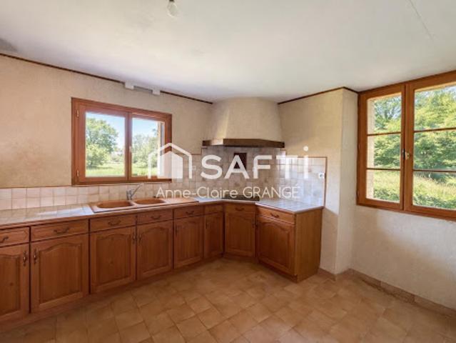 Maison vente à Neuvillette-en-Charnie, Sarthe