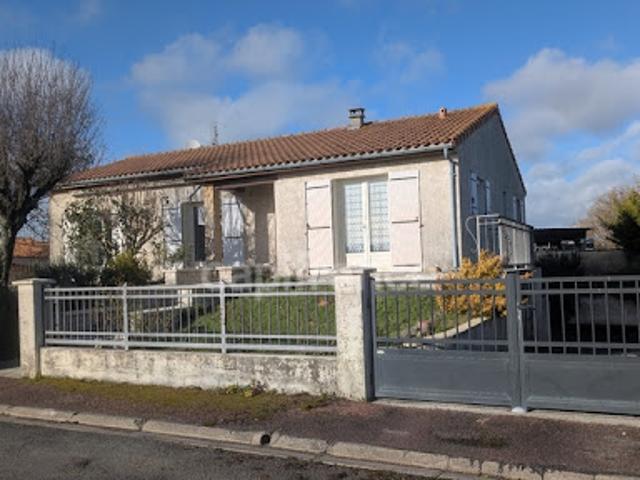 Maison vente à Cognac, Segonzac