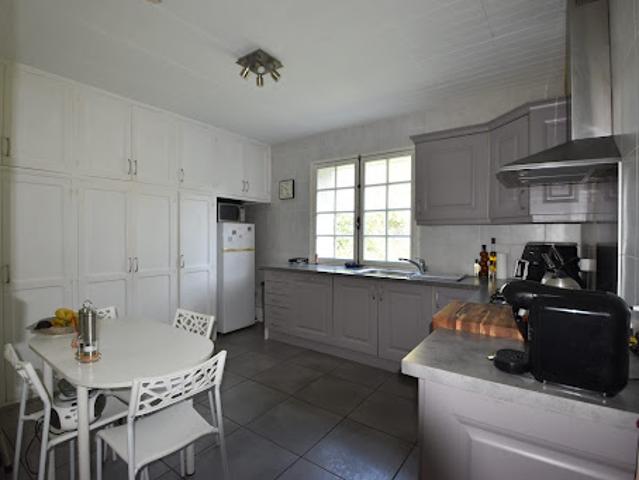 Maison vente à Chatâin Besson, Écuras