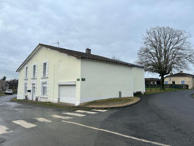 Maison vente à Parthenay, Chantecorps