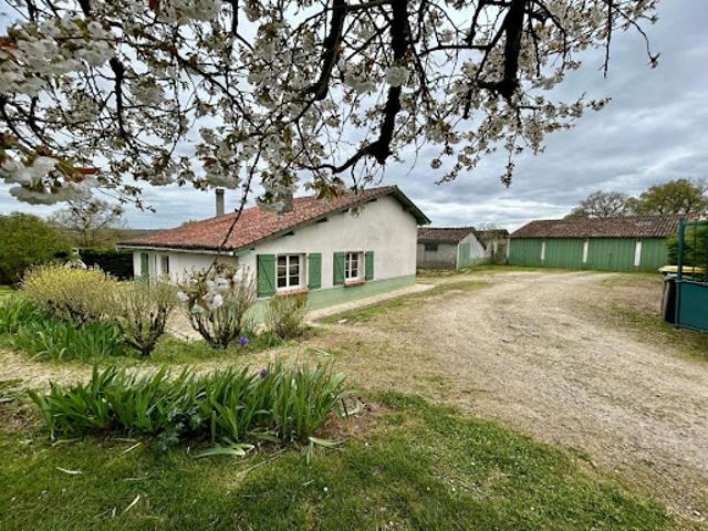 Maison vente à Confolens, Saint-laurent-de-céris