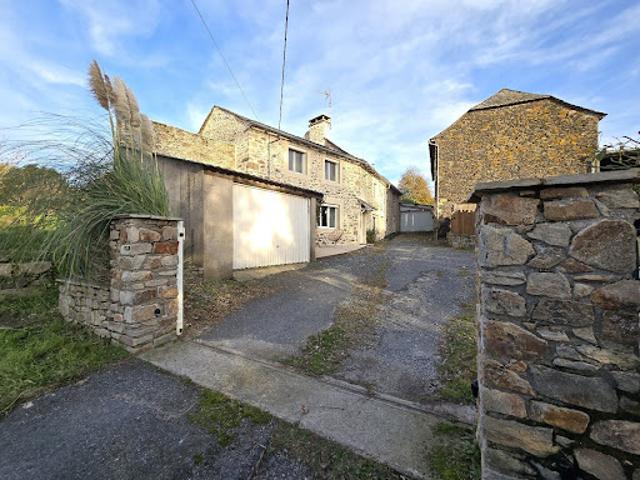 Maison vente à Millau, Salmiech