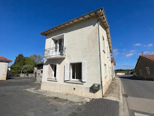 Maison vente à Confolens
