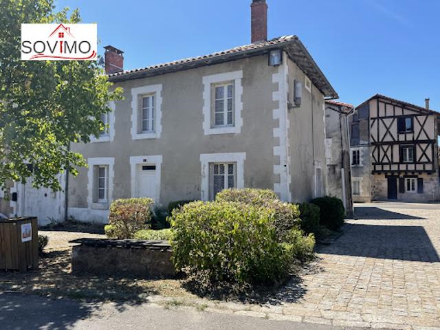 Maison vente à Confolens, Manot
