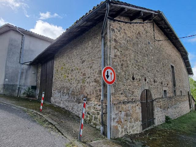 Maison vente à Confolens, Brigueuil