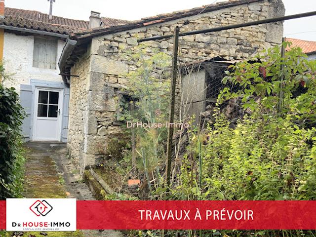 Maison vente à Confolens, Saint-claud
