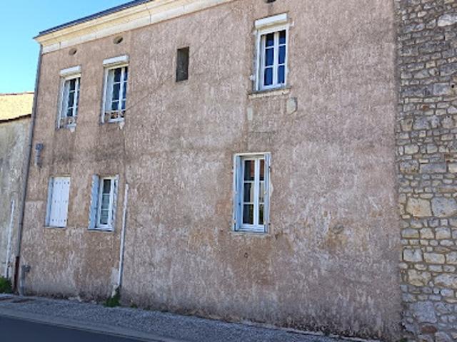 Maison vente à Saintes, Saint-sulpice-d'arnoult