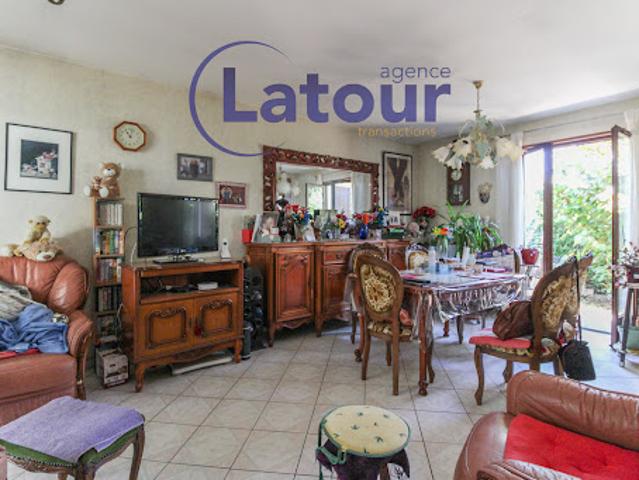 Maison vente à Les Rochelles, Dreux