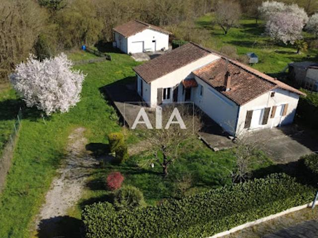 Maison vente à Confolens, Luxé
