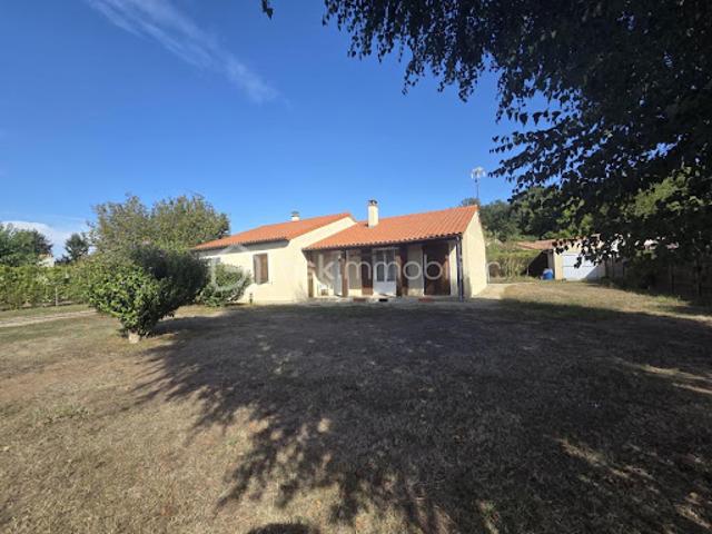 Maison vente à Champ Four, Civray