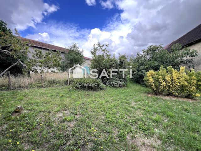 Maison vente à Sens, Voisines