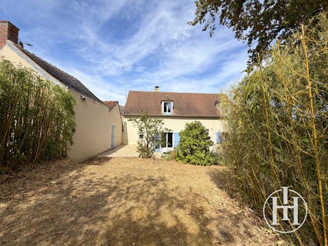 Maison vente à Saint-Amand-Montrond, Saint-pierre-les-etieux