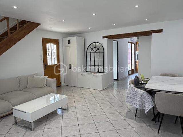 Maison vente à Sens, Champigny