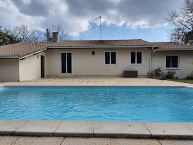 Maison vente à Bordeaux, Le Pian-médoc