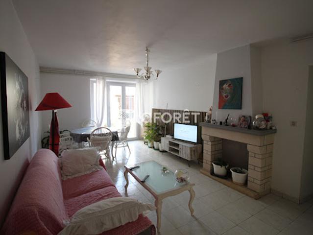 Maison vente à Nontron, Saint-front-la-rivière