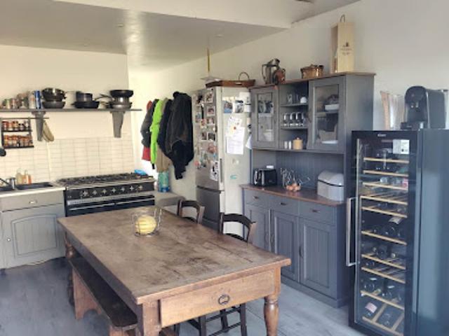 Maison vente à Épernay, Courthiézy