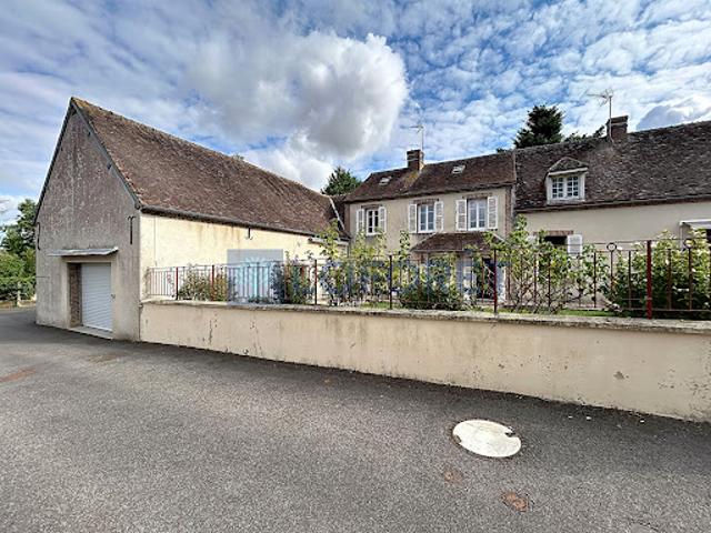 Maison vente à Mortagne-au-Perche, Charencey