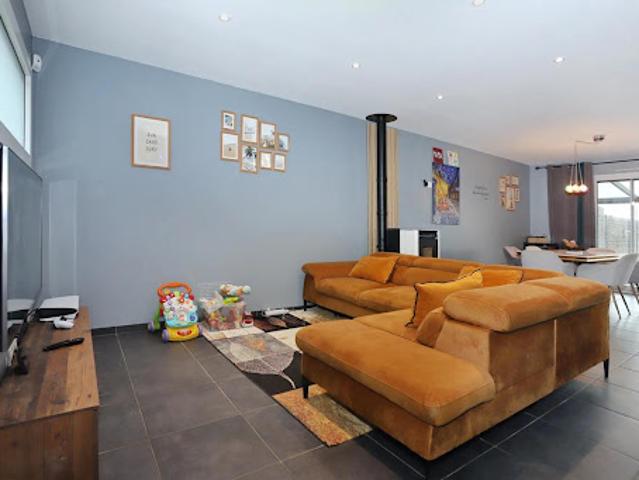 Maison vente à La Lande d'Aviette, Cintré