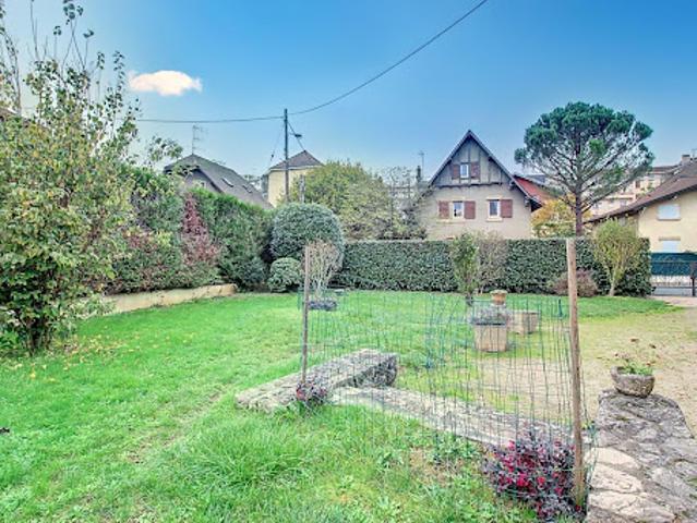 Maison vente à Saint-Julien-en-Genevois, Ville-la-grand
