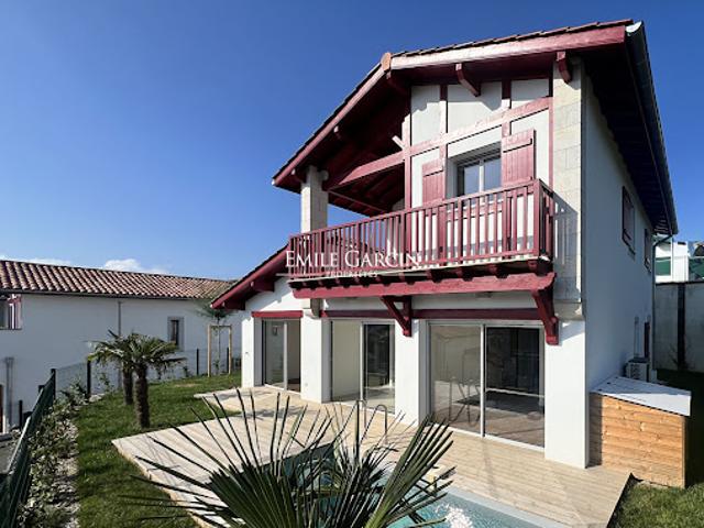 Maison vente à Lapurdi, Ciboure